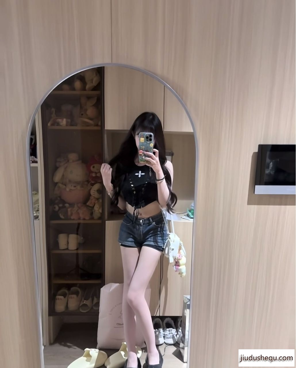 879.jpg